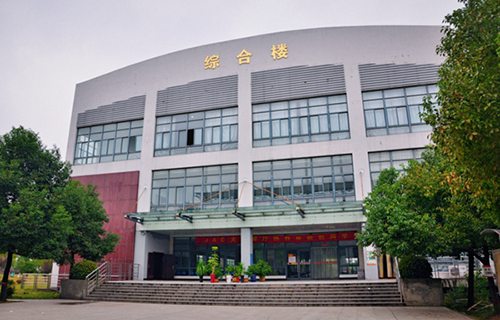 山东梁山县技工学校